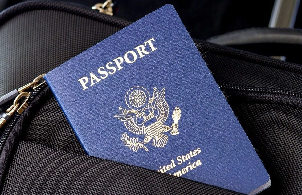 Паспорт для поездки в США объяснил